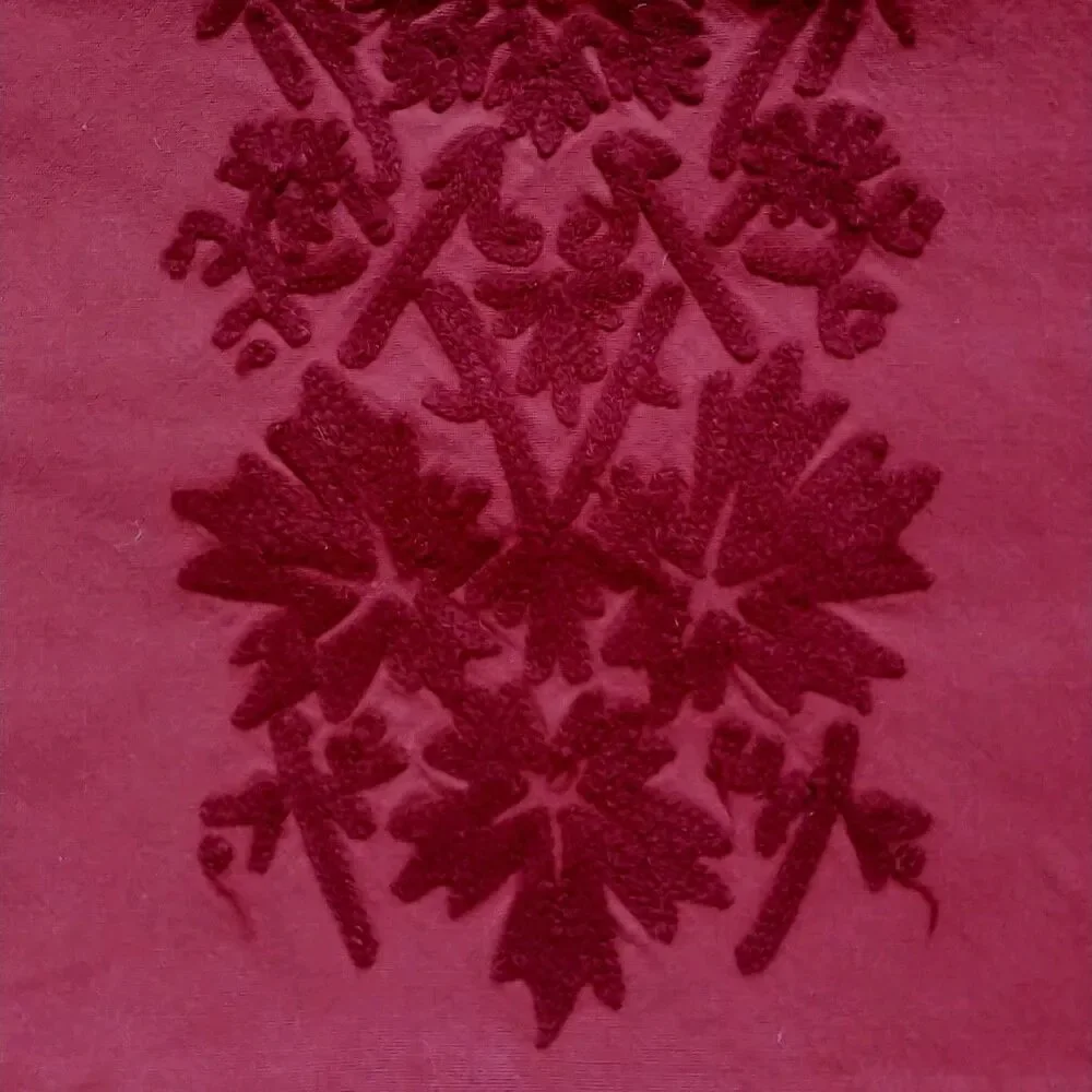 Williams Sonoma Table Runner Red Embroidered Soutache Cotton 15x82